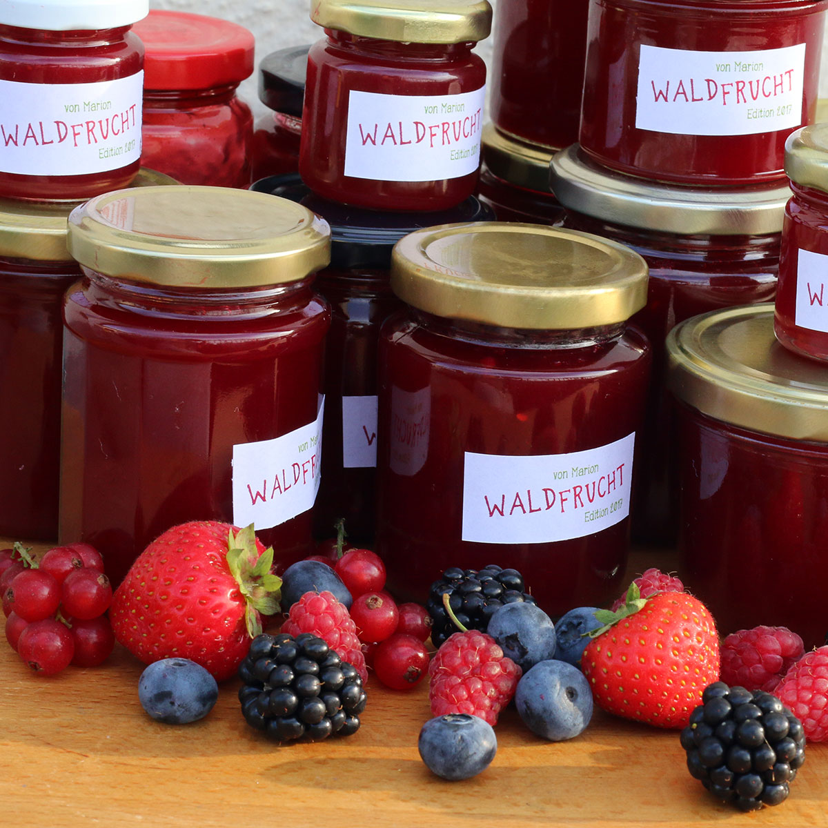Wild berry jam without seeds