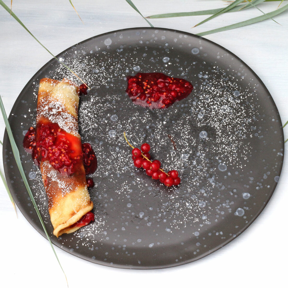 Pandekager med ribs | Pfannkuchen mit roten Johannisbeeren