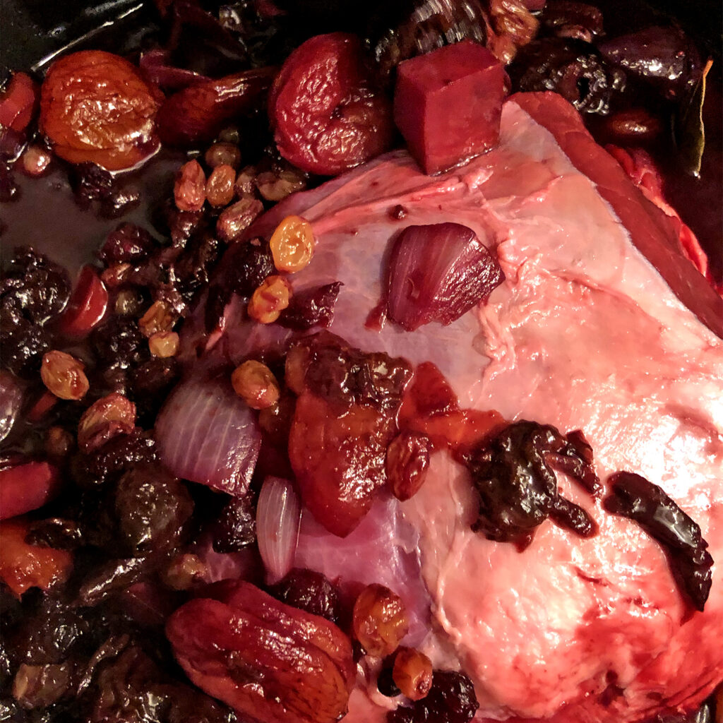Westphalian sauerbraten with baked fruit and red wine pickle | Cook for 2!